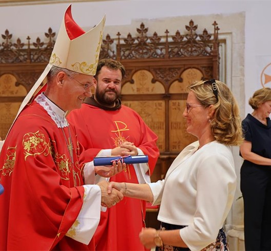 Nadbiskup Kutleša podijelio kanonske mandate vjeroučiteljima